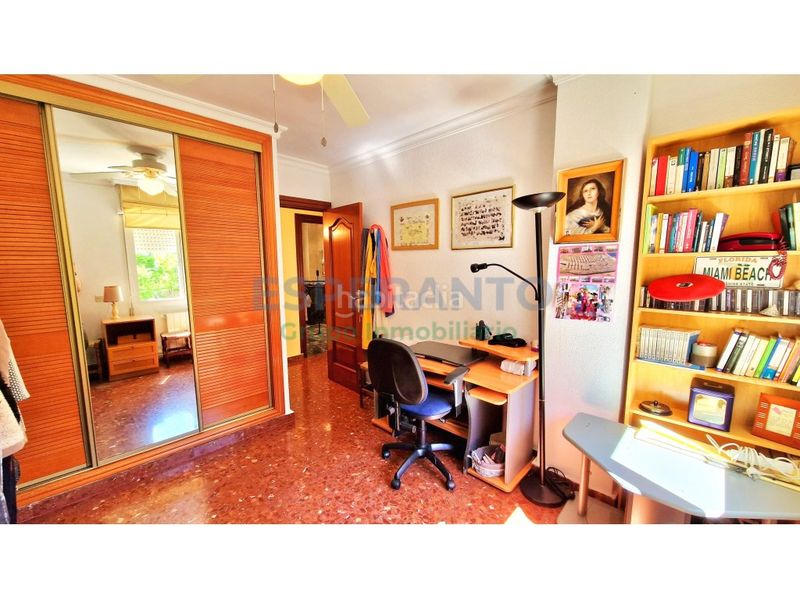 Foto e2f70b01-429b-4a2b-bfd0-97a2ec2295c0. Flat with parking in Limonar Málaga