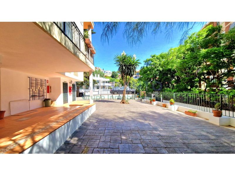 Foto fc7a80e3-2f09-4b8f-9b6d-fcfd6b553636. Flat with parking in Limonar Málaga