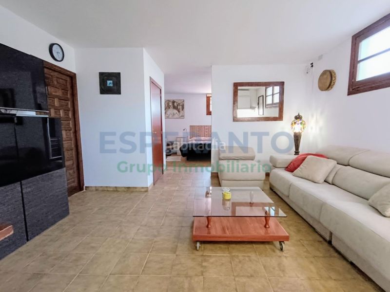 Foto 3a814560-d5a3-4d9b-8aa0-272171b3503b. Casa amb aparcament piscina a Cortijo de Maza - Finca Monsalvez - El Olivar Málaga