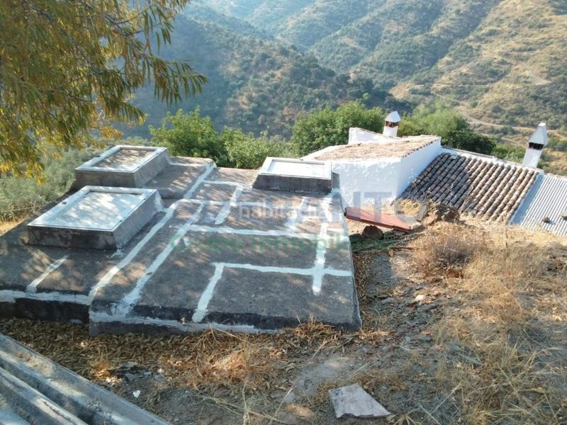 Foto a26b997b-1f74-44d7-8c93-a477868f598b. Masia amb aparcament piscina a Pinares de San Antón Málaga