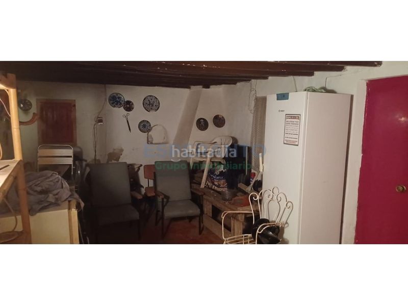 Foto d1e47ee7-1242-4094-892a-4867a82476ac. Masia amb aparcament a Totalán