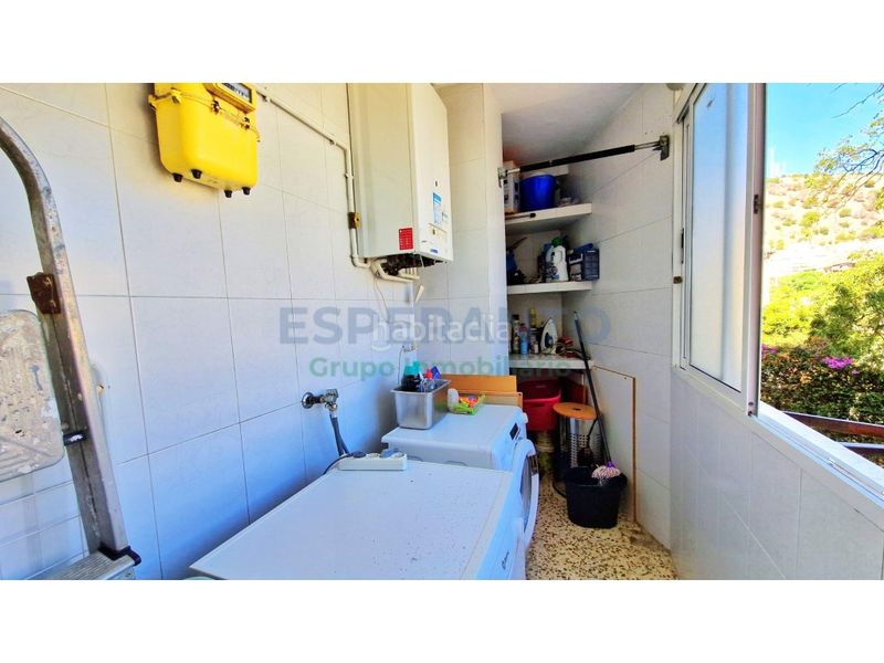 Foto e7cdefb5-4d48-4e15-8522-7465cee00305. Flat with parking in Limonar Málaga