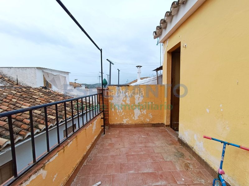 Foto f292fda1-3fa0-4036-8d01-da9fc49446ec. Casa a Guaro
