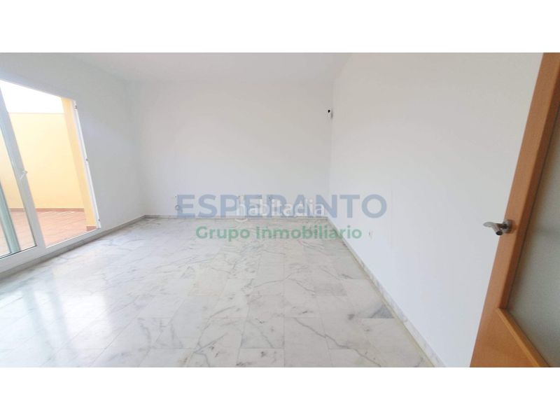 Foto 377a702b-4753-46c3-9a78-3521c2b3bba7. Àtic amb calefacció aparcament a Cancelada Estepona