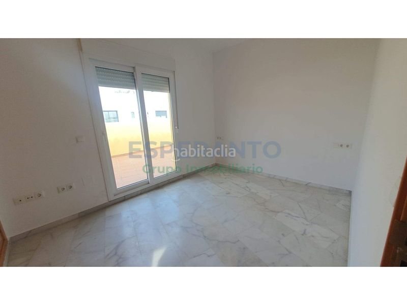 Foto 51056b27-e88f-494f-87ed-43fa31fb12e3. Àtic amb calefacció aparcament a Cancelada Estepona
