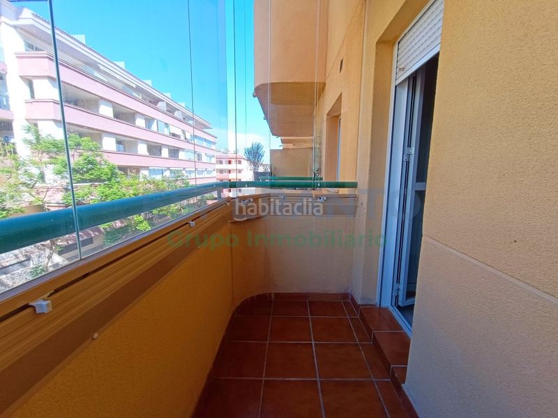 Foto 0c9d5323-7ace-4373-a1ac-98cc69b63576. Pis amb aparcament a Los Pacos Fuengirola
