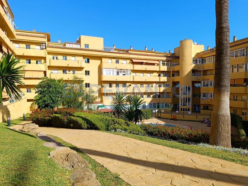 Foto 57f7e8df-7cc8-453d-8dfe-c7b8c16fc697. Pis amb aparcament a Los Pacos Fuengirola