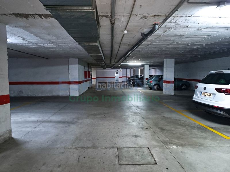 Foto c683f791-bf8e-4d72-badf-3ecd9d577d5f. Pis amb aparcament a Los Pacos Fuengirola
