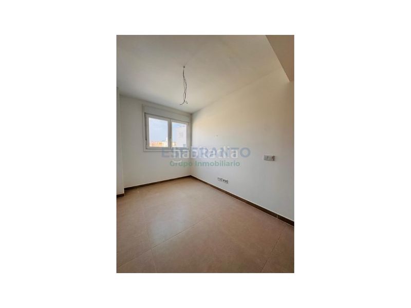 Foto 1aaf5ad0-83bf-43ee-975e-ef4679078ec3. Pis amb aparcament a Chullera Manilva