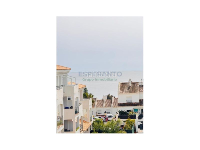 Foto 55b4a012-5527-46a4-8694-564682b5455c. Pis amb aparcament a Chullera Manilva