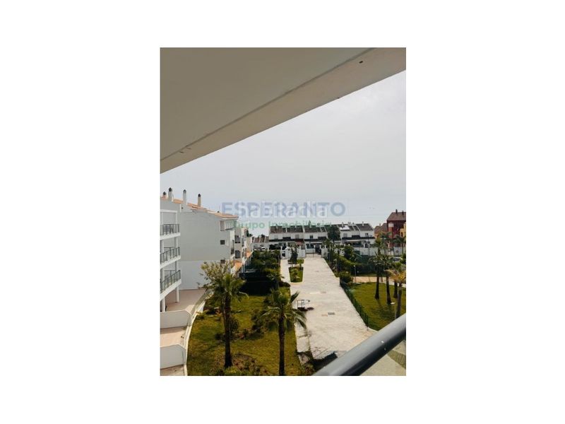 Foto b1dd248a-b37d-4b90-b5ef-99f67d8f6811. Pis amb aparcament a Chullera Manilva