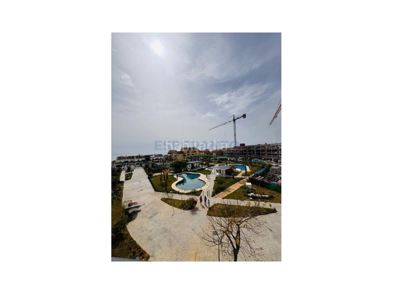 Foto e0b8b1e2-b5bc-43e1-b960-a900dab11898. Pis amb aparcament a Chullera Manilva