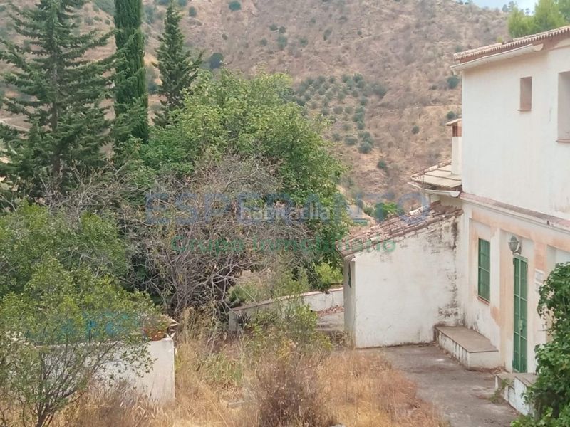 Foto cc2b1001-30e9-4619-828a-50743890329a. Masia amb calefacció aparcament a Pinares de San Antón Málaga