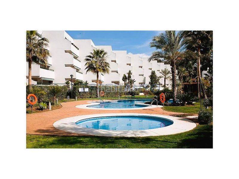 Foto ada7b2db-b513-4234-b5b5-9aa36def64b2. Pis a Guadalmina Baja Marbella