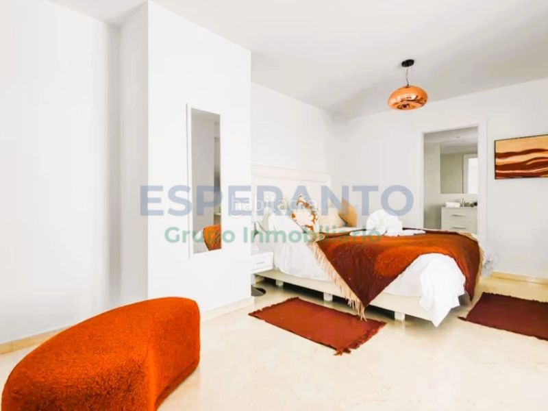 Foto aaf6d6c8-e1b4-4a24-a49b-2773635bbd31. Àtic amb aparcament a Guadalmina Baja Marbella