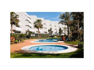 Pis a Calle 7 (Ur Guadalmina Baja)