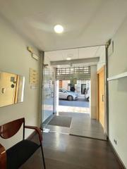 Lloguer Local Comercial a Hospital - Plaza del Real. Alquiler comercial en castellón  ideal para peluquería o centro