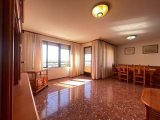 Appartement à Piscinas. Exclusiva finmar! espaciosa vivienda con luz natural y garaje en