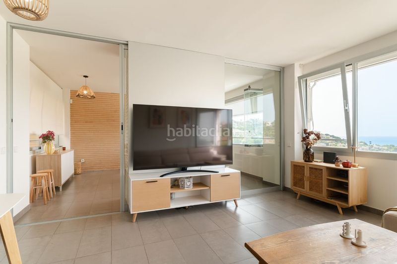Foto ad8ce240-2963-425b-b7a9-1735136af75a. Piccolo appartamento con riscaldamento piscina in Oropesa del Mar
