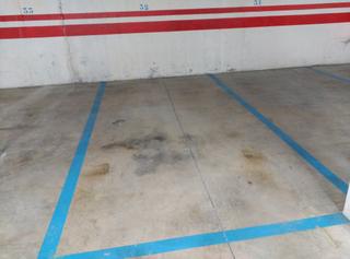 Car parking  Carrer del bruc. Plaza de aparcamiento en finca seminueva