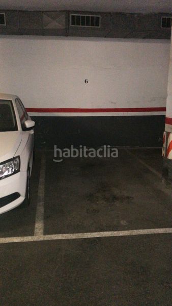 Foto ee9caa4a-8941-4a9d-a3cd-64a1122342c5. Parking coche plaza de aparcamiento coche mediano, finca señorial en Badalona