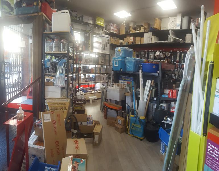 Foto f859ed4d-d54f-47d6-93f1-c487ecc7006d. Local commercial dans Bufalà Badalona