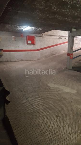 Foto 0a84d6f9-f136-4777-be7e-af3ddeb2f67a. Location parking voiture dans Centre Badalona