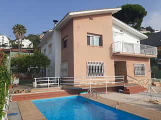 Haus in Mas Ram. Casa en gran parcela 1.000m2 con excelentes vistas