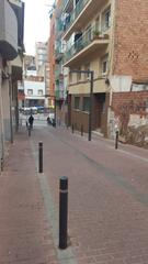 Wohngrundstück in Passatge d'albert llanas 8. Parcela  edificable con 12 metros de fachada calle peatonal