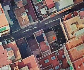 Terreny residencial a Passatge d'albert llanas 8. Parcela  edificable con 12 metros de fachada calle peatonal