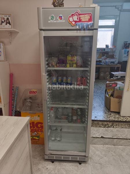 Foto 37181bd9-b876-46cd-a3ad-f333a43b9539. Pas-de-porte local commercial avec chauffage dans Progrés - Pep Ventura Badalona