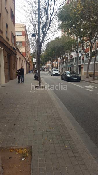 Foto d9bb566b-2b59-4f8f-a93f-8c7769909e22. Local commercial dans Progrés - Pep Ventura Badalona