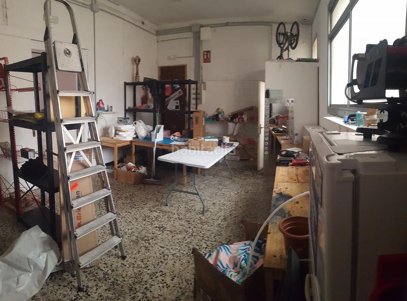 Foto da7334be-eb88-4d38-a892-e9243bdb6f26. Local commercial dans Progrés - Pep Ventura Badalona