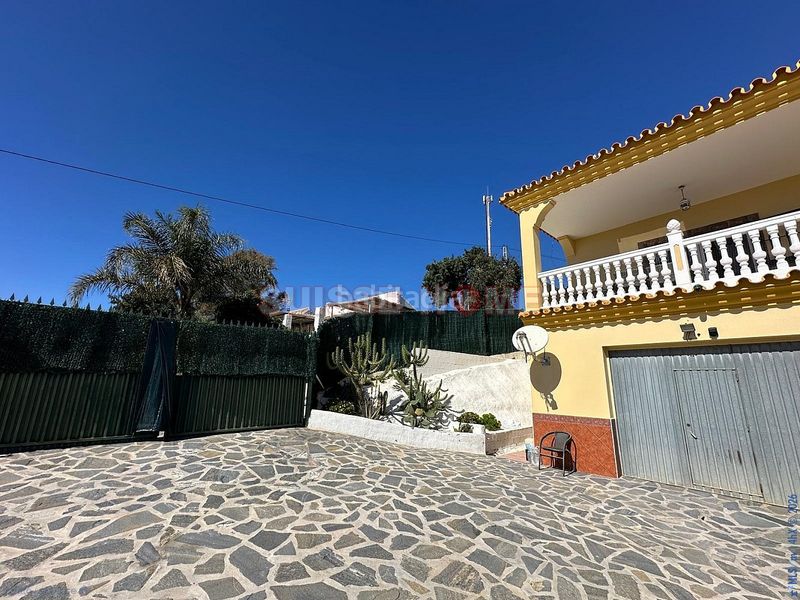 Foto 2cb22ab6-0db7-4b9c-a200-a60dad6d0179. Country house with pool in Almayate Bajo