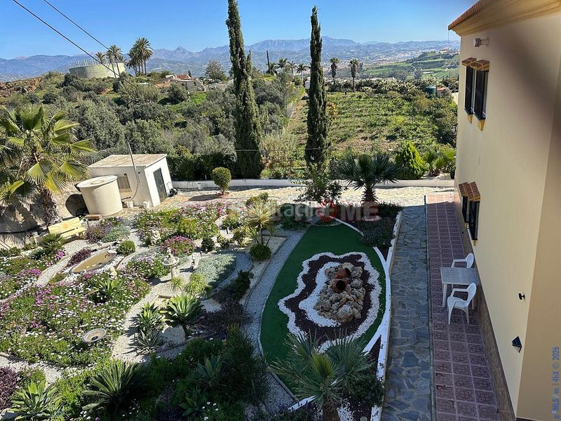 Foto 36511810-f5a6-42c3-a9d4-3f429950f17e. Country house with pool in Almayate Bajo