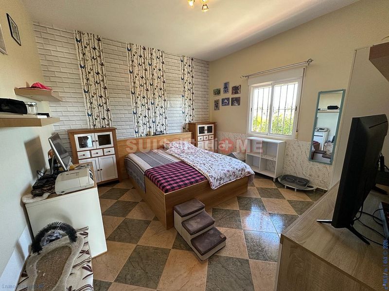 Foto 41717a79-b485-4ea1-8e8c-b6216eef1f5a. Country house with pool in Almayate Bajo