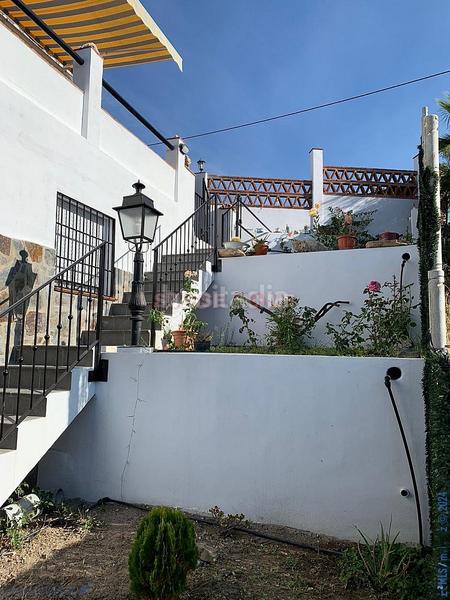 Foto 0fdc8052-d780-4270-8fde-803d57667830. Casa amb aparcament piscina a Torrox pueblo Torrox