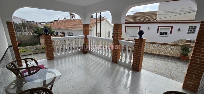 Foto 5354b633-0841-4a49-ba9d-5ef6feefe687. Casa amb aparcament a Benajarafe