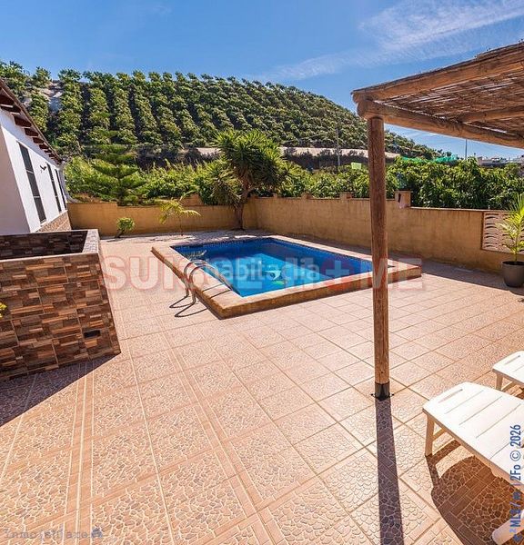 Foto 27b262e9-7c11-4e51-b49e-bded35379335. Casa amb calefacció aparcament piscina a Benajarafe