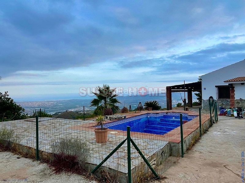 Foto f4e98a16-ef6f-44f8-853e-22bf2d683ed9. Casa amb aparcament piscina a Camino Algarrobo - Las Arenas Vélez - Málaga