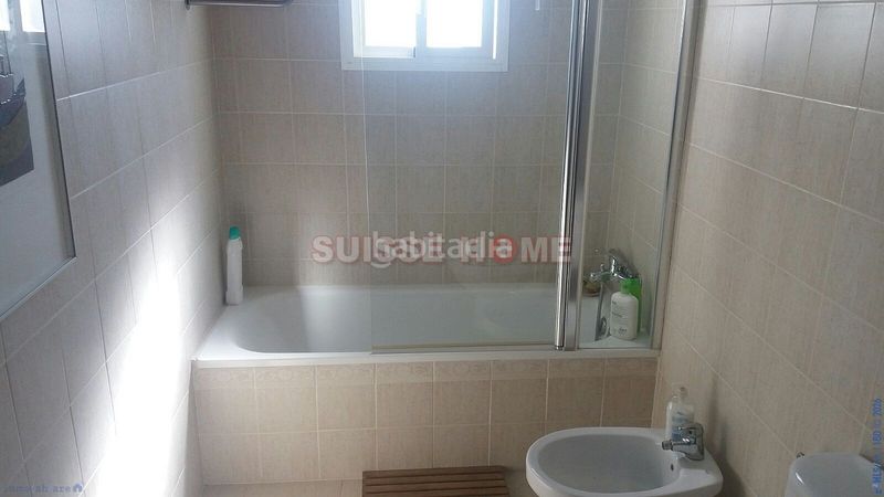 Foto 661d7b38-fc23-4c6d-bfff-b7d09892d610. Casa amb aparcament piscina a Centro Torre del Mar
