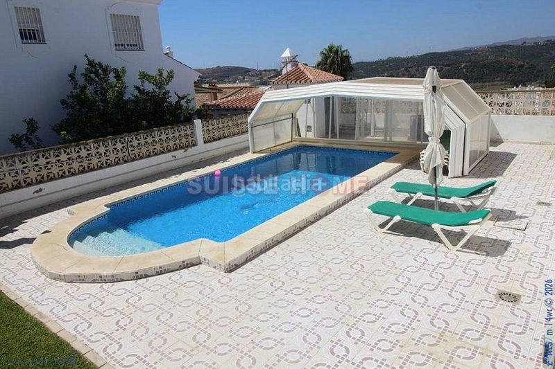 Foto 44b030e0-f266-47d7-936d-1fa33eacabf3. Xalet amb piscina a Viña Málaga Torre del Mar