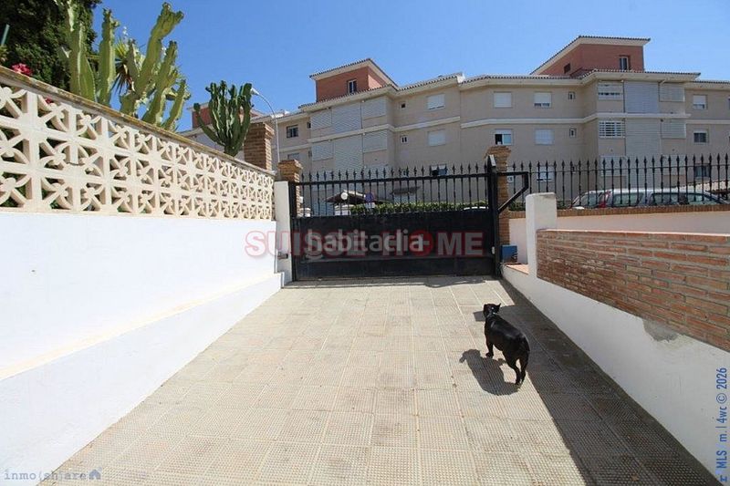 Foto abcab8ca-71da-45fd-a38a-11661d6e7393. Xalet amb piscina a Viña Málaga Torre del Mar