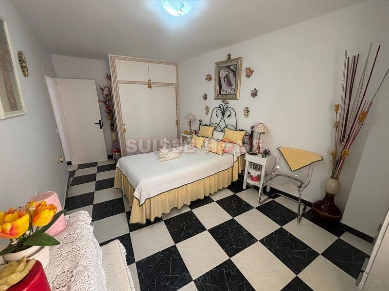 Foto b2d5dccf-5593-4d63-87bf-8c12566ce13c. Apartament a Centro Torre del Mar