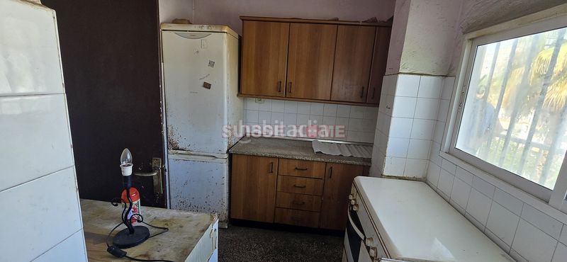 Foto 40c45c46-e920-4f37-8dce-8f4f87985bcd. Apartament a Paseo Marítimo de Levante Torre del Mar