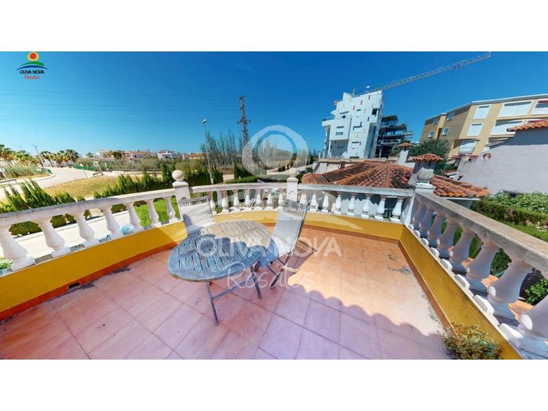 Foto 179e1b5d-6555-447c-839f-89a71d497e5a. Casa con parcheggio piscina in Oliva nova Oliva