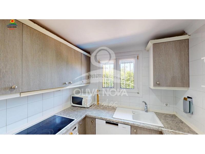 Foto e0b623b3-bbf0-4040-aa44-a4e834ce846a. Casa con parcheggio piscina in Oliva nova Oliva