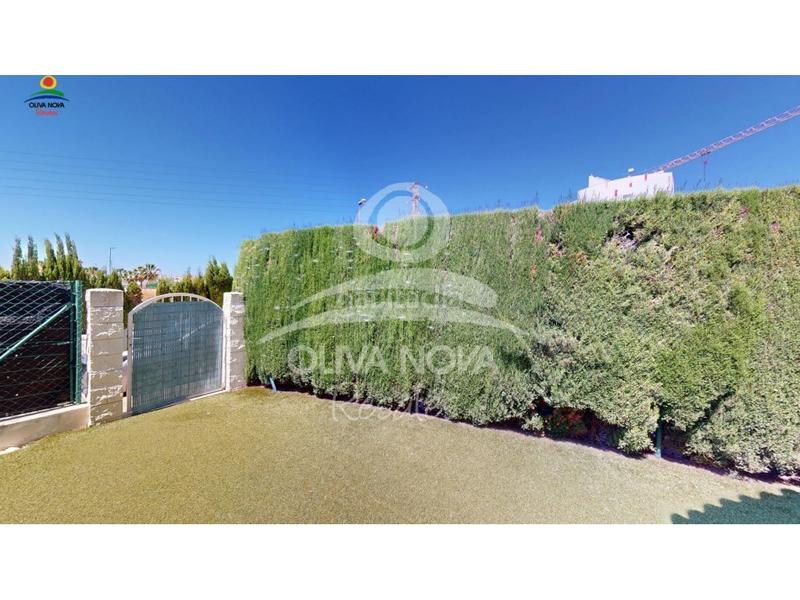 Foto ec384ea7-decf-4e8b-abe1-1362c6c47c47. Casa con parcheggio piscina in Oliva nova Oliva