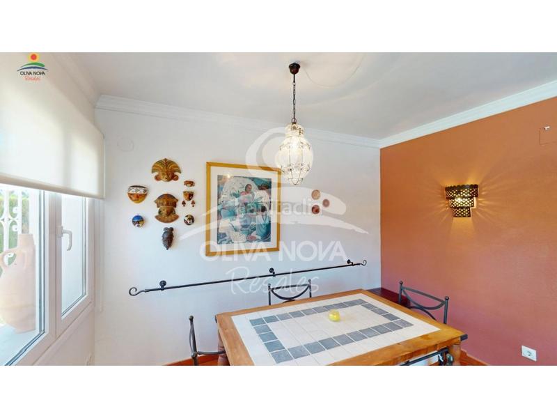 Foto 314aeeb6-07e6-43e4-b9ad-e5cc665126e2. Casa con parcheggio piscina in Oliva nova Oliva