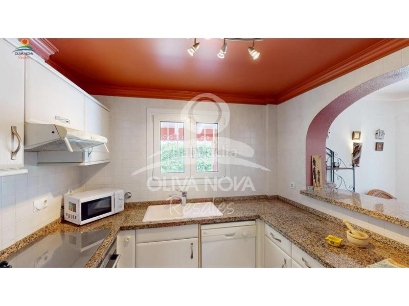 Foto 34d4636d-7c62-47fb-a2bb-aed538aaca26. Casa con parcheggio piscina in Oliva nova Oliva